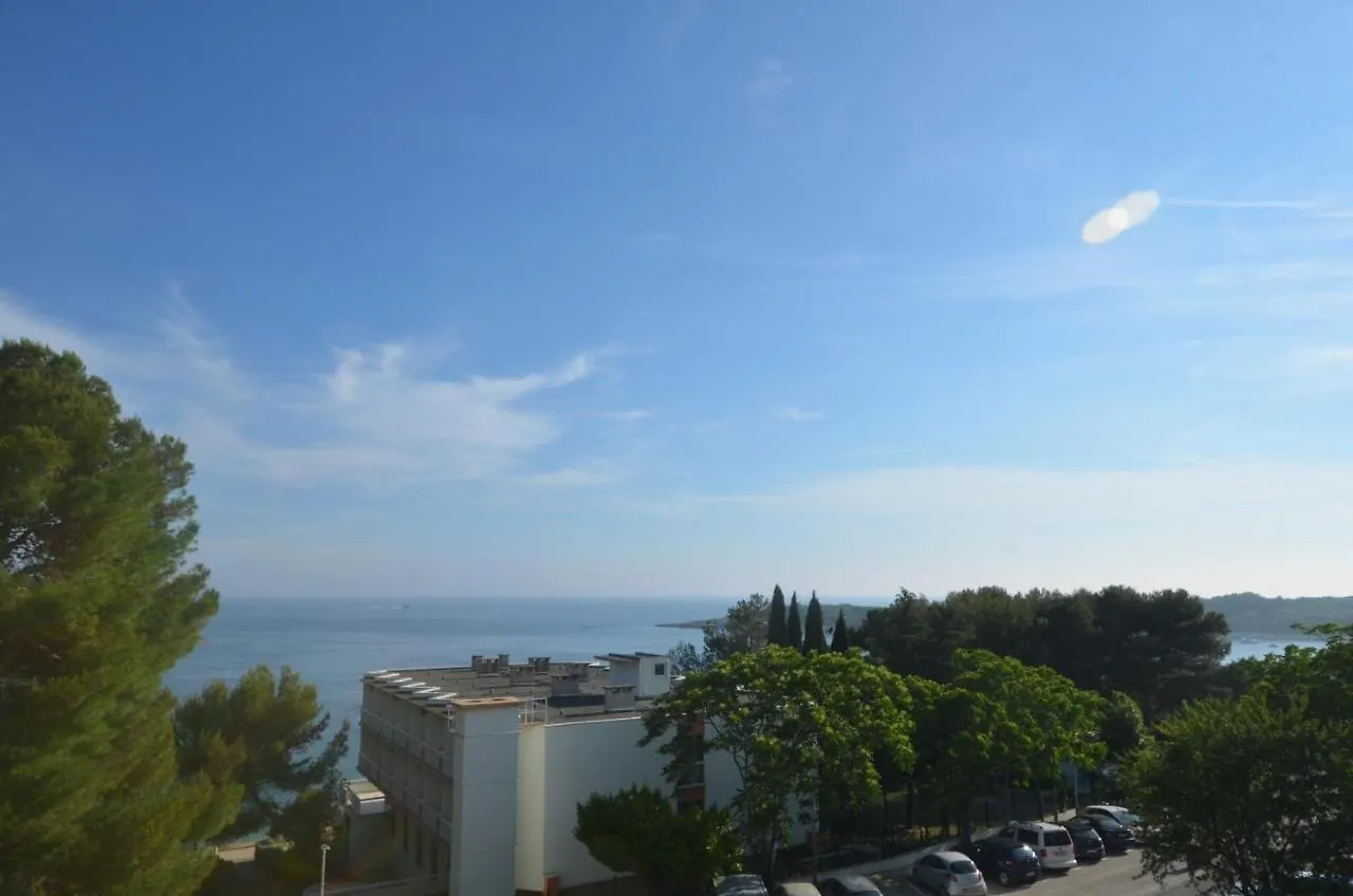 Sunset Apartment Banjole Croatia